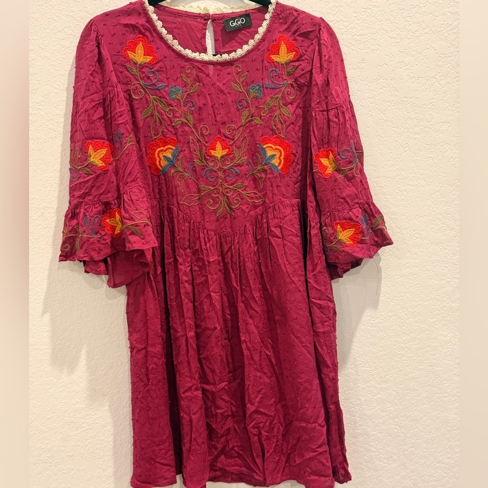 G&O‎ Floral Embroidered Mini Dress - Rich Burgundy